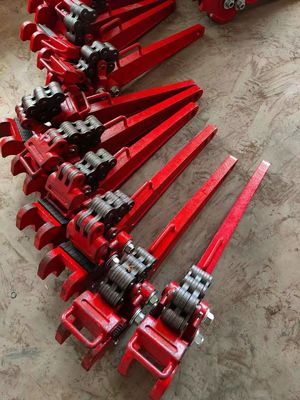 tong machine, tong claw, shackle, shackle wrench, shackle tongs, hydraulic shackle, hydraulic tongs