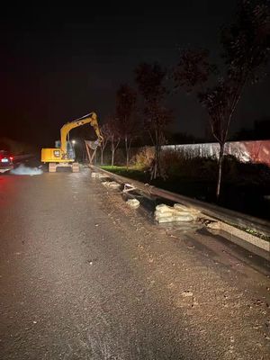 42ton horizontal directional drilling machine, project Ф219steel pipe, drilling distance 1010m.